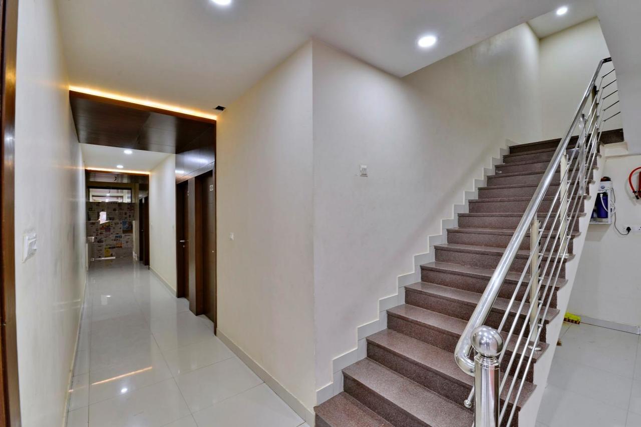 Hotel Amar Palace Ujjain Εξωτερικό φωτογραφία