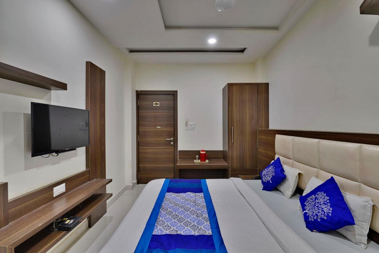 Hotel Amar Palace Ujjain Εξωτερικό φωτογραφία