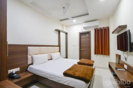 Hotel Amar Palace Ujjain Εξωτερικό φωτογραφία